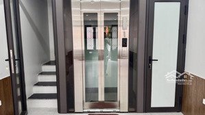 siêu hiếm mặt đường kinh doanh ô tô tránh,viu sông, thang máy, tại ngọc thụy, giá 7tỷ hơn