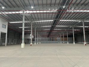 cho thuê kho kcn vsip 2 - bình dương. kho cho thuê 2000m2 đến 10.000m2 có dock leveler giá rẻ nhất