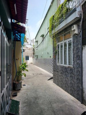 nhà đẹp ở liền - nhà y hình ngang 4,1m rất thoáng giá 3,39ty - ngay khu aeon mall tân phú