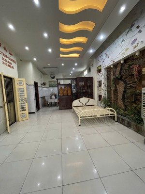 bán mhaf chính chủ sổ hồng riêng