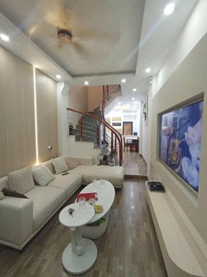 hàng hiếm thuỵ phương, nhà đẹp dân xây, căn góc 3 thoáng, gần oto tránh, gần hồ điều hoà - 50m*4t