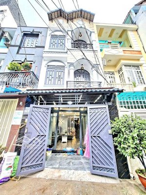 nhà phố mới hoàn thiện - hẻm 1806 thị trấn nhà bè