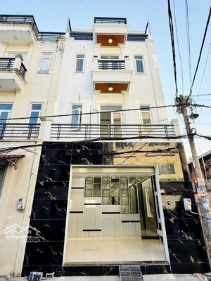 bán nhà ngay sát mặt tiền tx33 tiện kinh doanh buôn bán đa nghành nghề. kết cấu 1 trệt 2 lầu 1 tum