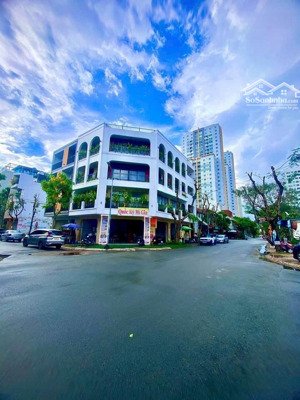 bán khách sạn 24p đường số 2 khu công ích đường phạm hữu lầu - phú mỹ - quận 7
(gần chợ phước long)