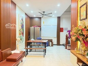 vip. phú mỹ. ngõ thông. ô tô đỗ cửa. gần hồ. sống sướng. hiện đại. 32m2. 5 tầng. sđcc. 6.9nhà nằ tỷ