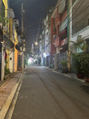 đường thích quảng đức hxh thông; 4 x 14m 3tấm shr vuông vức - thông coop nguyễn kiệm - 7.x tỷ