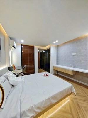 bán nhà phan xích long 32m2 3 tầng - 6.65 tỷ - phố sầm uất