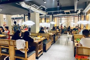 cực đỉnh nhà mặt phố nguyễn thị định kinh doanh sầm uất