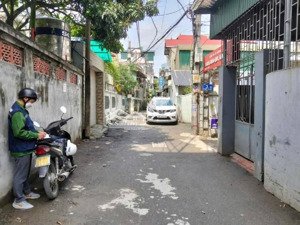 chính chủ cần bán nhà miêu nha, nam từ liêm,hn
giá:6,8 tỷ
diện tích: 39.5mmặt tiền: