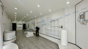 bán nhà 4 tầng nguyễn văn linh 135m2(ngang 7m) - dòng tiền 40 triệu/tháng