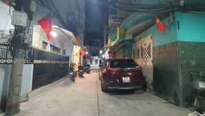 hàng hiếm! nhà 5 tầng hẻm xe hơi trần hưng đạo, p. cầu ông lãnh, q.1, tp.hcm giá chỉ nhỉnh 15 tỷ