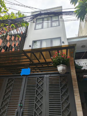 ngay sát quận 1,quận 3 chỉ 3 phút đi xe căn nhà dt 43,5m2 giá chỉ 7.5tỷ huỳnh mẫn đạt, bình thạnh