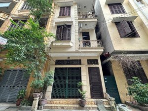 chính chủ cần bán gấp nhà phố kim mã , 60m2*4 tầng, mặt tiền 5,5m. 3 thoáng