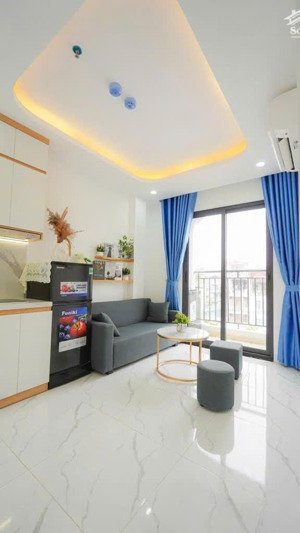 bán toà chdv đẹp đê la thành gần h.viện ngân hàng_103m2x9tầng_28 tỷ_dòng $ gần 2 tỷ~7%/năm_đạt pccc