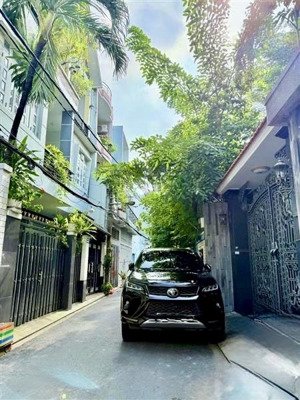 trường chinh hẻm nhựa ôtô 7 chỗ vào tận nhà 4 tầng sổ vuông a4