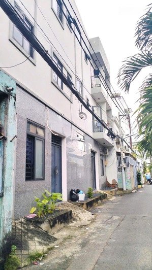 giảm sốc 2,8 tỷ - chdv 10 phòng - 86m2 - dòng tiền 40 triệu/tháng - chỉ 10 tỷ - linh chiểu thủ đức