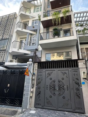 gấp bán trong tuần nhà đẹp 4 tầng, hẻm vip phố cống quỳnh, quận 1, chỉ 20 tỷ.