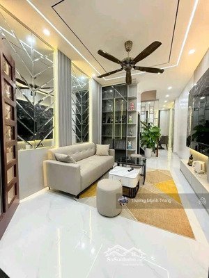 đỉnh cao! ô đồng lầm, kim hoa hồ ba mẫu, nhà mới, ngõ rộng và ô tô đỗ gần, khu đông dân cư