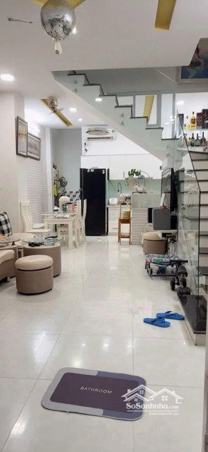 siêu phẩm nhà 4 lầu khu vip bàu cát tân bình giá bán: 7.4 tỷ