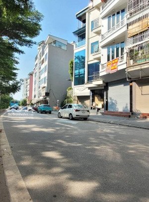 bán nhà đường bưởi 6 tầng hiện đại 40m giá chỉ 12,9 tỷ vị trí trung tâm quận ba đình,