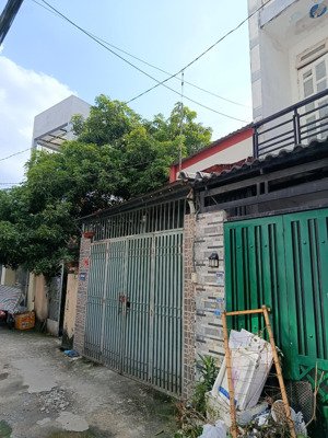 bán nhà 60m2, hxt huỳnh thị hai, ngay gần cv phần mềm quang trung, q12