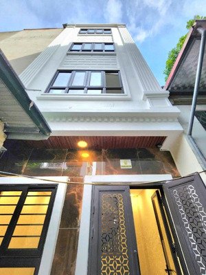 nhà mới đẹp, ngõ thông giáp vincom ngõ 1 đường tây mỗ, 41m2*5 tầng, mt 3,8m, chỉ 6,98 tỷ