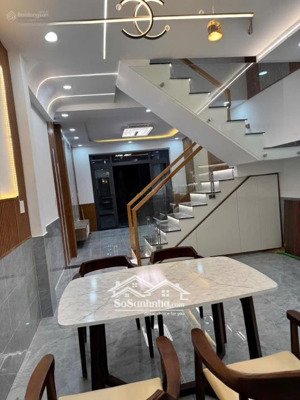 cần bán căn nhà 2 pn đường tân thông hội củ chi 54m2 , giá 2 tỷ