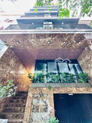 chdv cao cấp 150tr/th. phố hoàng quốc việt - 90m2, 9t. mt 6m - 2 mặt ngõ ô tô thông khắp nơi.