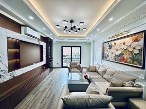 nhà mới vĩnh phúc ba đình 50m,6 tầng , ngõ vào 3m5, gần khu 7,2h , ô tô đỗ sát ngay nhà ,3 thoáng