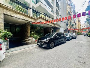 lô góc 3 mặt tiền, 150m, tòa căn hộ dt 2.5 tỷ/năm, 8 tầng & hầm, 10m ra phố, 45 tỷ, phố hoàng ngân