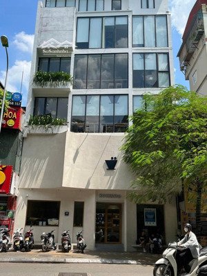 cho thuê nhà mặt phố xuân thủy, dtsd 900m2, mặt tiền 7m, đầy đủ pccc có thể nhận ngay nhà