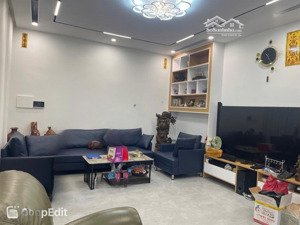 ô tô đỗ cửa kinh doanh đỉnh thịnh quang đống đa diện tích 65m x 5 tầng, mặt tiền 5m, 18 tỷ