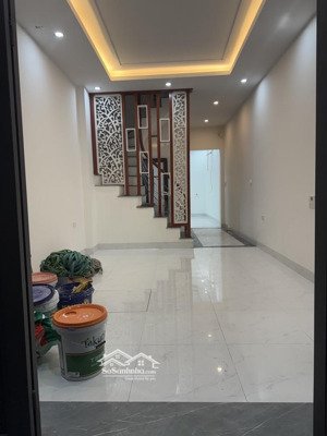 bán nhà giáp nhất_ngõ rộng_gần ô tô_45m2-13.6 tỷ