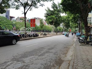 ccmn nguyễn trãi- vũ tông phan, nhà mới, lô góc, ô tô, 7t, mt 13.8m, 22 phòng dt:120t, giá 27.3 tỷ