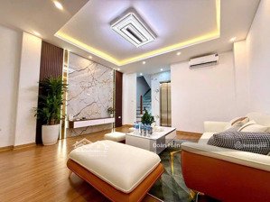 nhà thụy khuê, ngõ thông hồ tây, sh quay đầu, 2 thoáng trước sau, thang máy, kcbt chắc chắn 48m2*5t