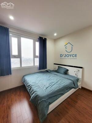 Cho thuê căn hộ 2 phòng ngủ 2 vệ sinh chung cư SHP Plaza Hải Phòng giá 11 triệu bao phí