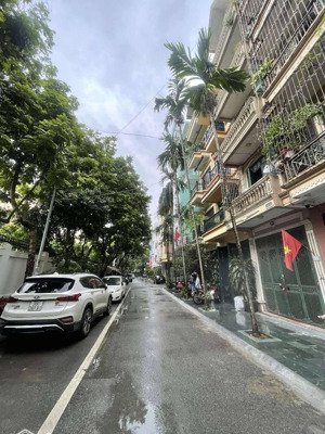bán nhà 45m2 ngõ oto hoàng cầu - hàng xóm cc tân hoàng minh - ở ngay giá 12 tỷ