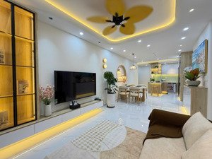 bán cc sky garden 3, 6,8 tỷ, 74m2, 3pn, 2wc, pháp lý đầy đủ tại tân phong, q7, hcm