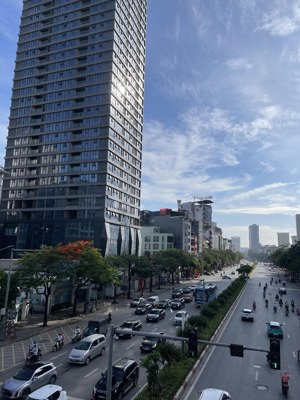 bán nhà riêng tại trung tâm cầu giấy 4 tầng 51m2 cạnh nhà văn hóa ngõ thông - ô tô gần cổng