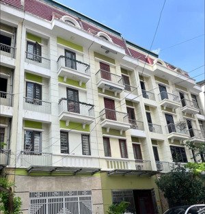 duy nhất 2 căn liền kề phú lương 63m hoàn thiện đẹp vị trí trung tâm giá nhỉnh 16 tỷ