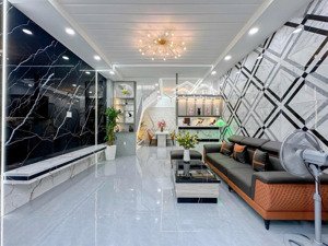 bán nhà riêng gần lotte quận 7, 6,3 tỷ, 59m2, 3pn, 3wc, chính chủ, giá ưu đãi,tặng full nội thất