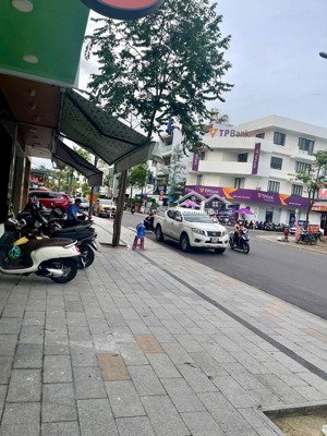 cho thuê nhà 4 tầng thích quảng đức - vcn phước hải