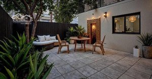 nhà đẹp 135m2 phố nguyễn văn cừ gia thuỵ ô tô thông