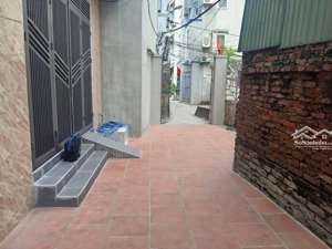 bán nhà vĩnh hưng lô góc 3 mặt thoáng, 45m, dân tự xây chắc chắn, thiết kế đẹp ở ngay