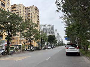 hiếm -bán căn hộ chung cư căn góc tầng đẹp mặt phố view vinhomes tại đô thị sài đồng 97m2 giá 5.xtỷ