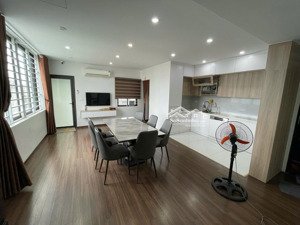 chính chủ gửi bán lô góc dương nội,dt 55/70 -7 tầng thang máy,kinh doanh,hàng xóm biệt thự