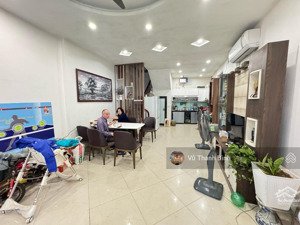 bán nhà phạm văn đồng_55m2_5 tầng_lô góc_ô tô tránh_18.8 tỷ_hàng xóm cv hoà bình