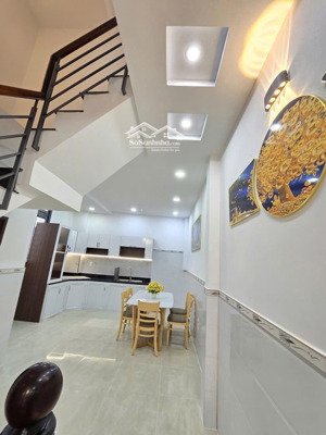 hót!!! nhà 3 tầng có sân đậu xe hơi riêng đường mã lò bình tân, dt 65m2 nờ hậu 4ty980