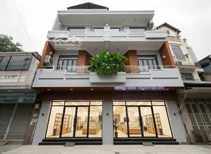 bán nhà mặt tiền kinh doanh ngang 12m hiếm,4 tầng btct, ngay khu phan xích long ,phú nhuận.