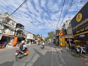 cho thuê nhà mặt tiền 12.7m phố ngô gia tự. phù hợp làm showroom, garage, bi - a...